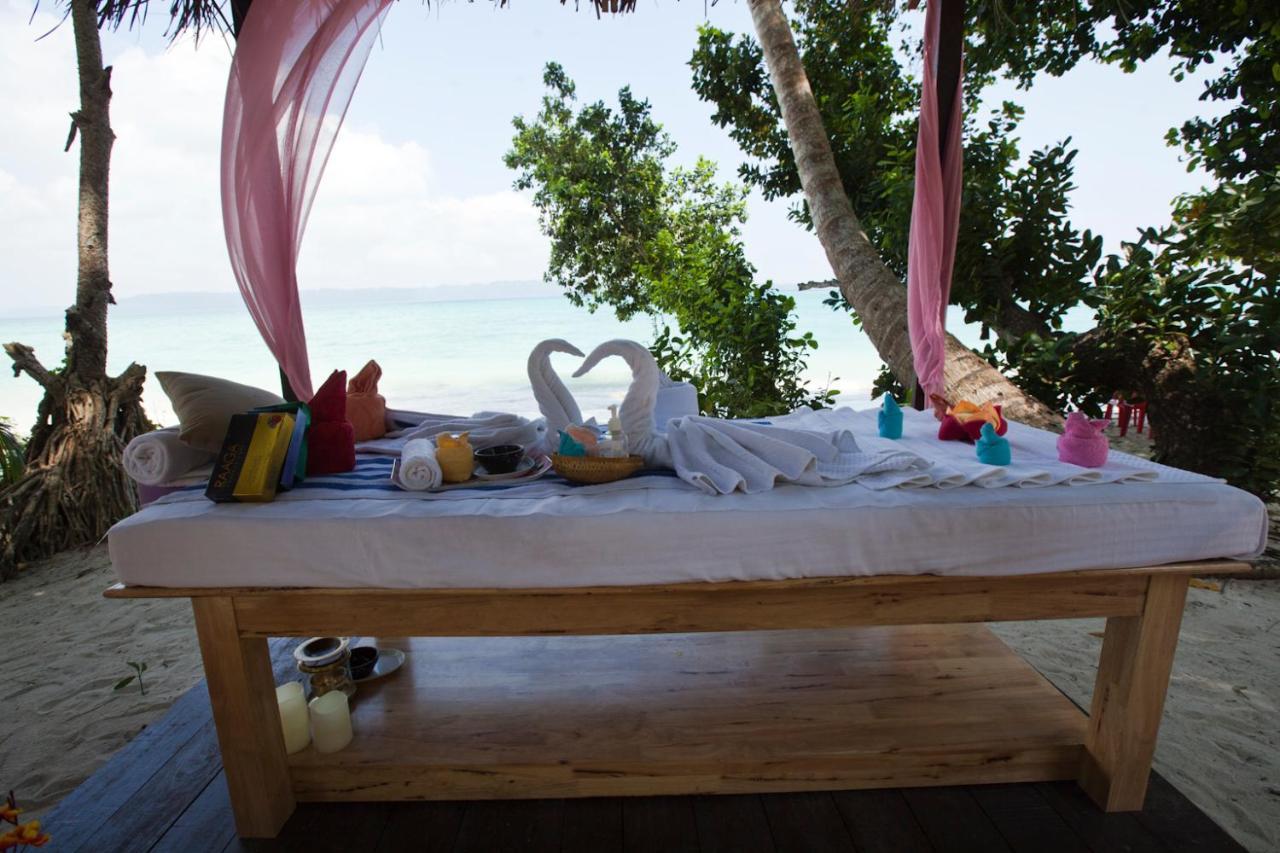Symphony Palms Beach Resort And Spa Govind Nagar Eksteriør billede